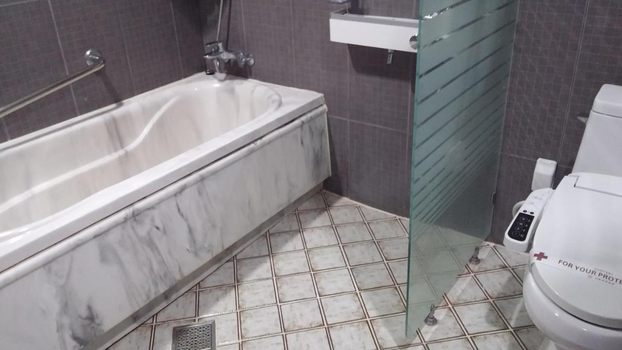 Benikea Premier Hotel Siheung Экстерьер фото